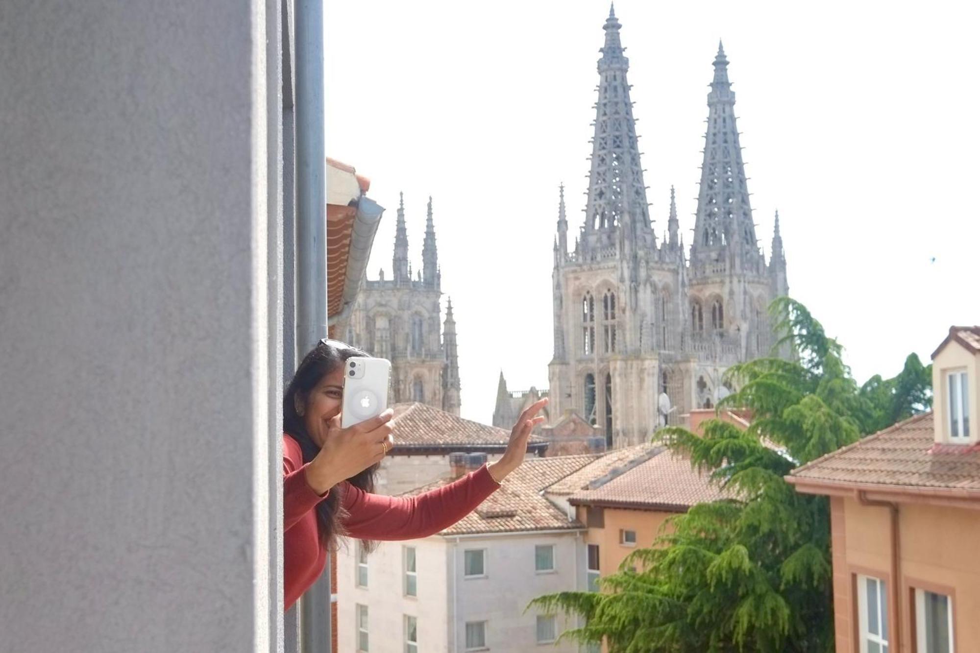 Entre Castillo Y Catedral Vut 09587 Burgos Luaran gambar
